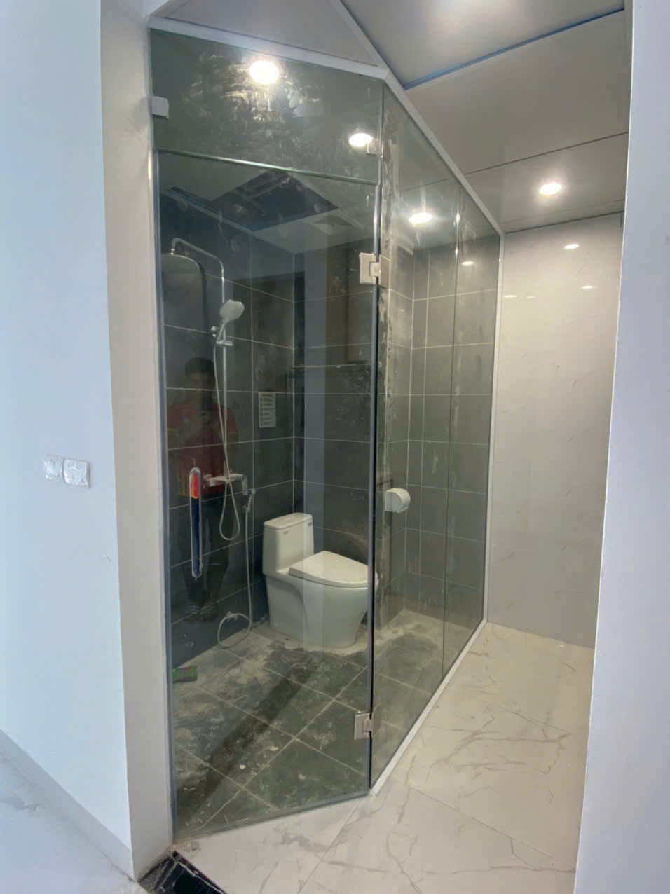 Kính cường lực